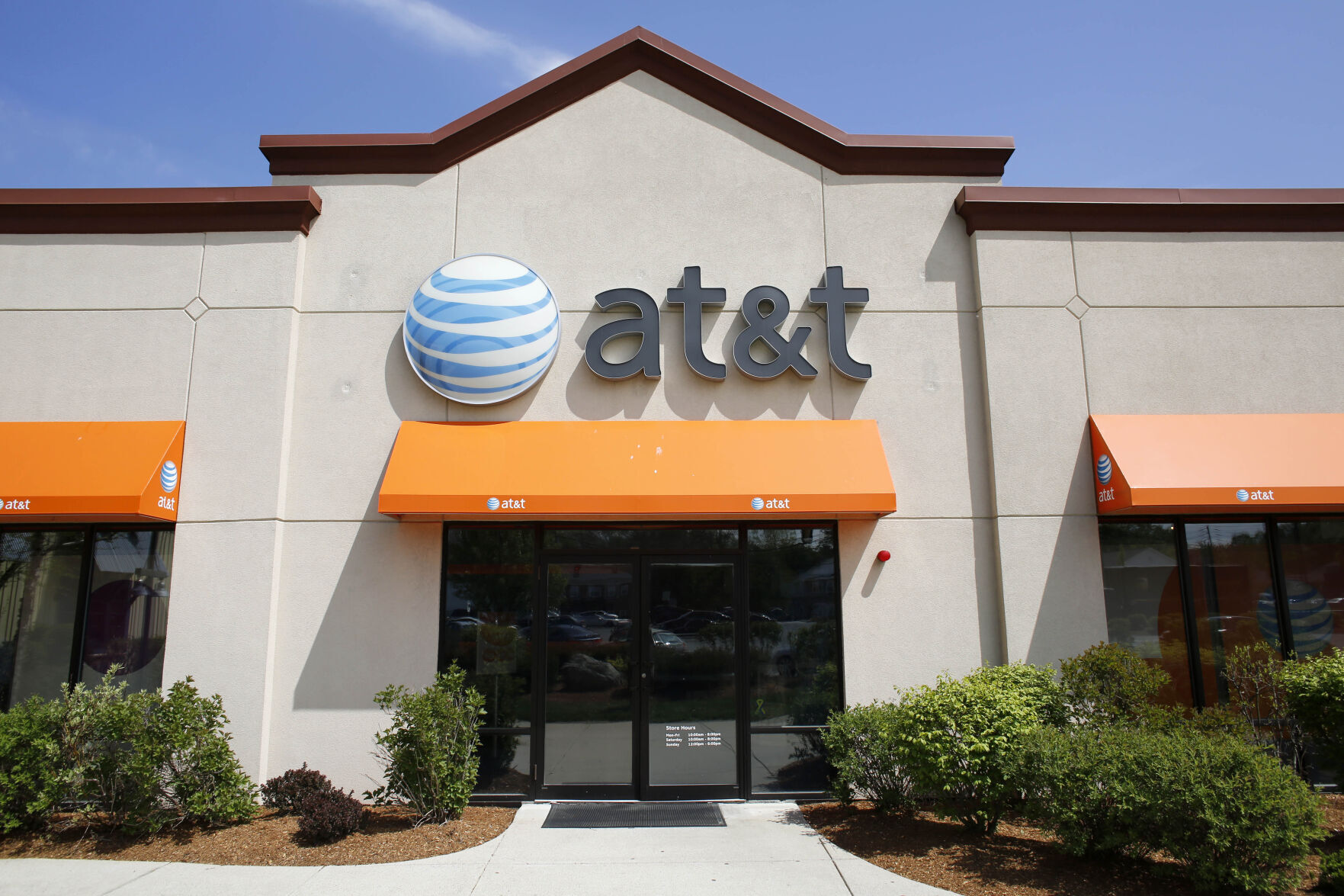 2015: AT&T